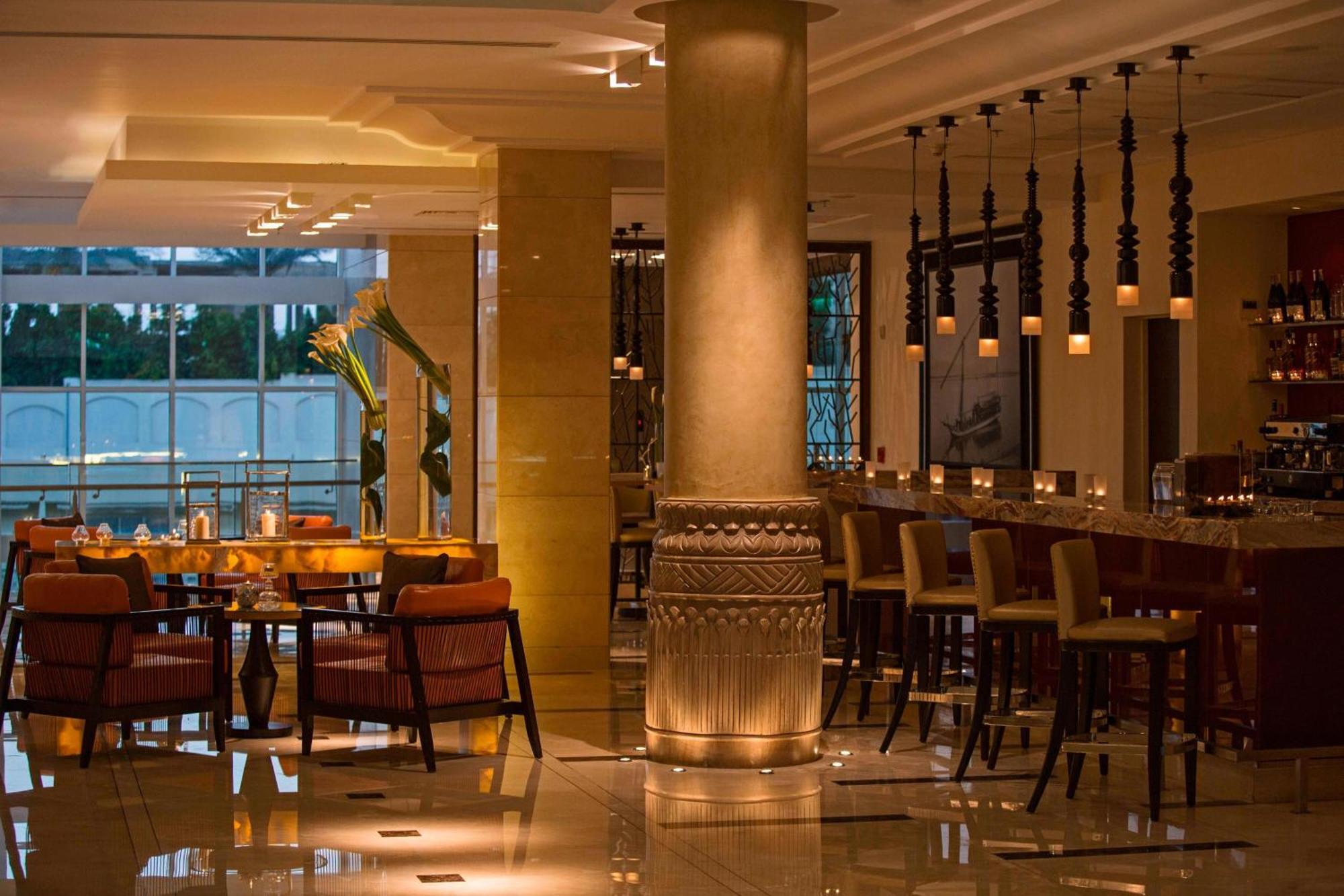 Renaissance Cairo Mirage City Hotel Εξωτερικό φωτογραφία The Bar