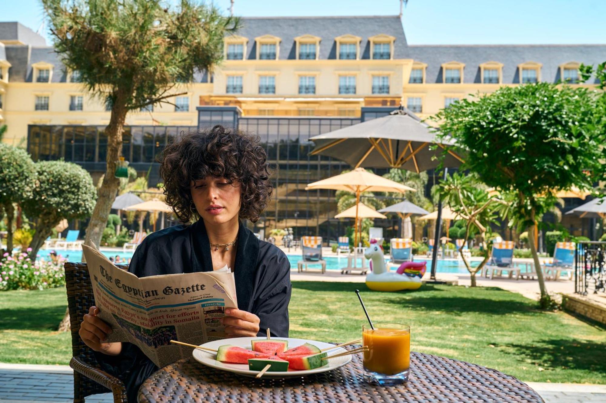 Renaissance Cairo Mirage City Hotel Εξωτερικό φωτογραφία The hotel's garden