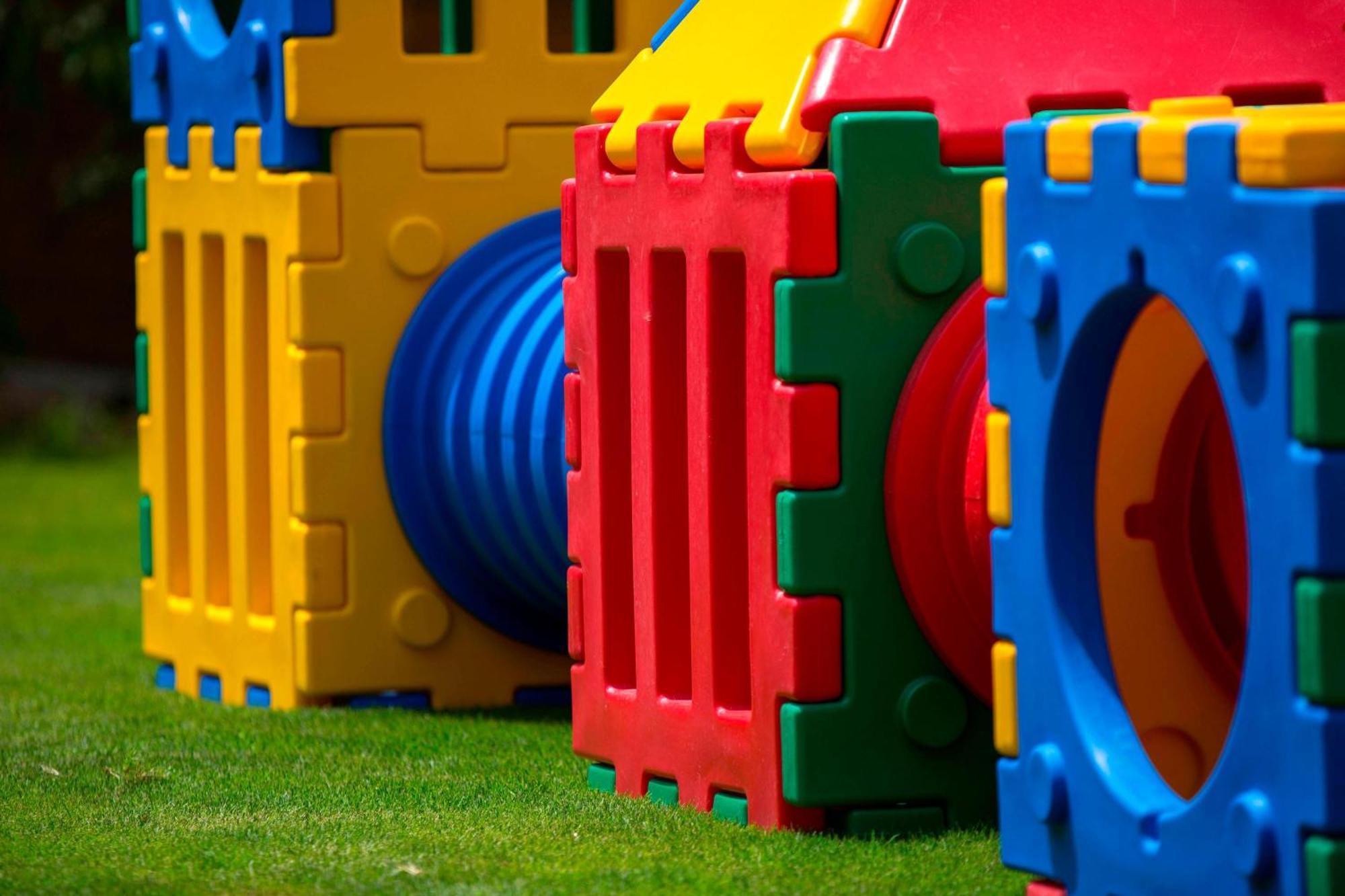 Renaissance Cairo Mirage City Hotel Εξωτερικό φωτογραφία Playground equipment