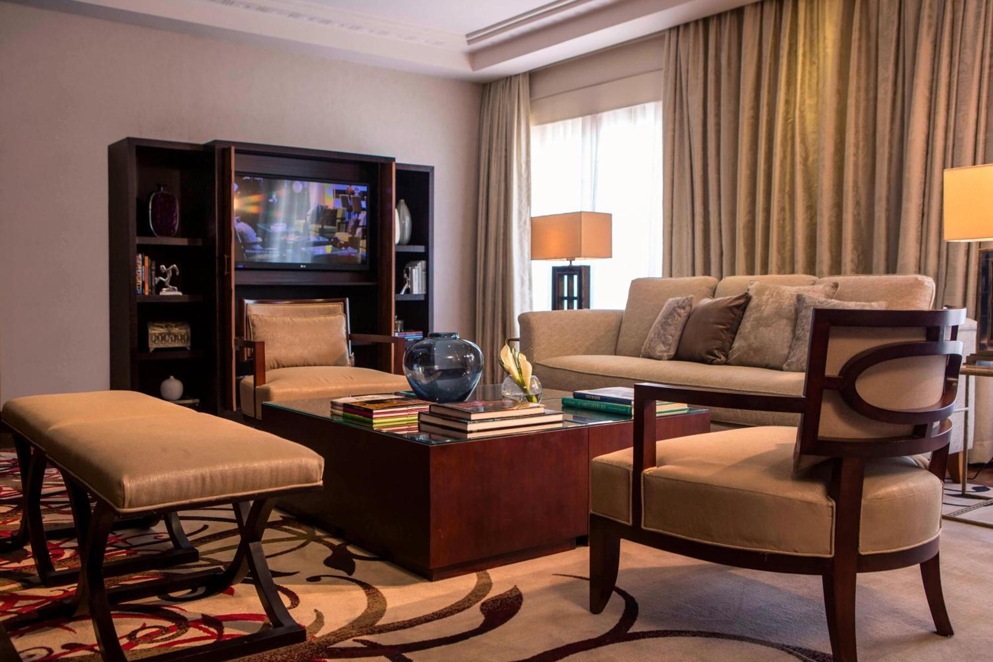 Renaissance Cairo Mirage City Hotel Εξωτερικό φωτογραφία Living room