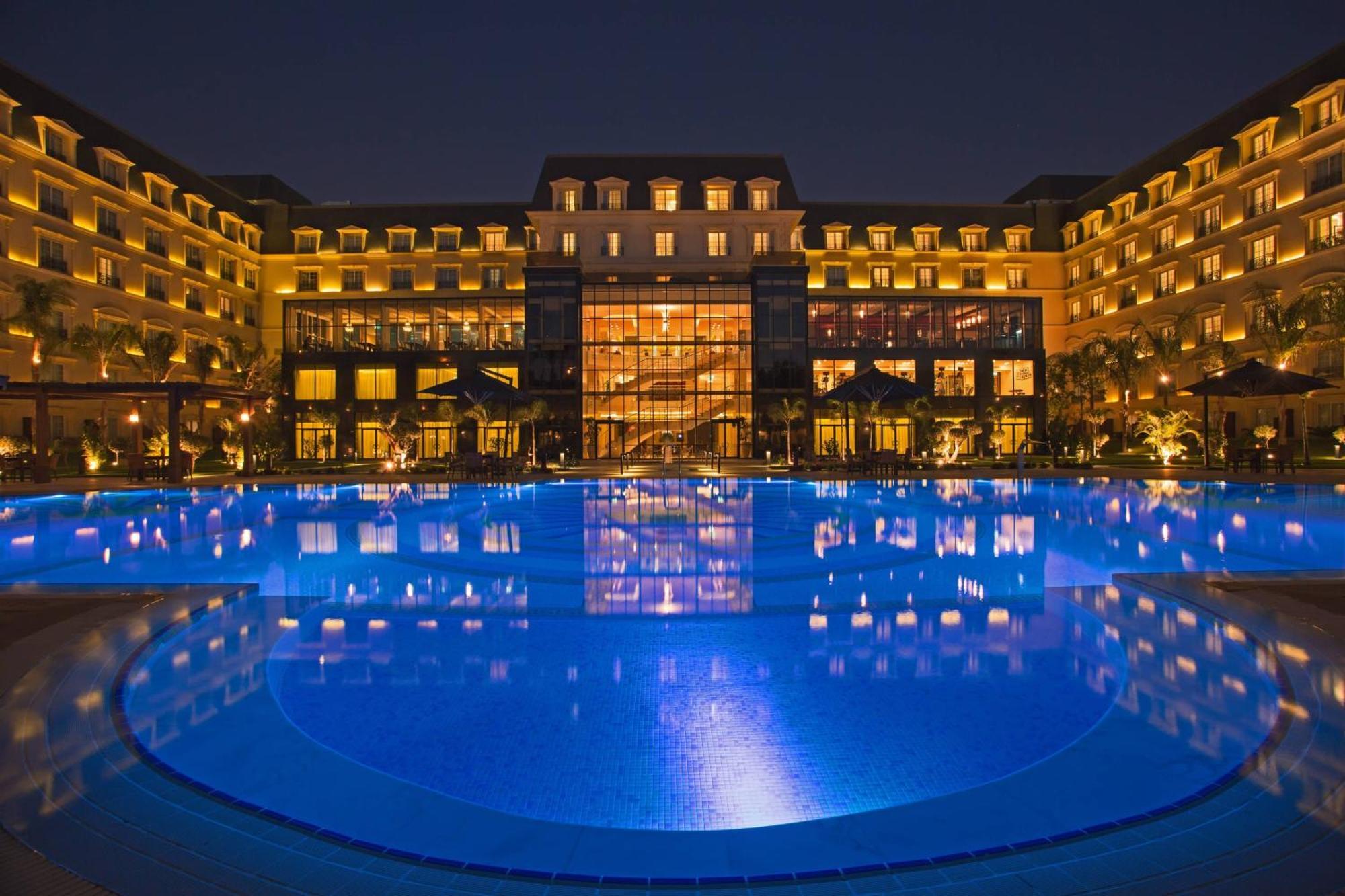 Renaissance Cairo Mirage City Hotel Εξωτερικό φωτογραφία The pool at the Mandarin Oriental, Sanya